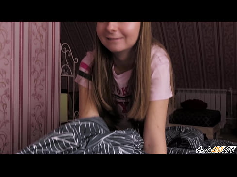 ❤️ Blondie duboko siše svoju drugu prijateljicu i dobiva spermu u usta ️ Prelijepi porno na bs.tusar.top ❤
